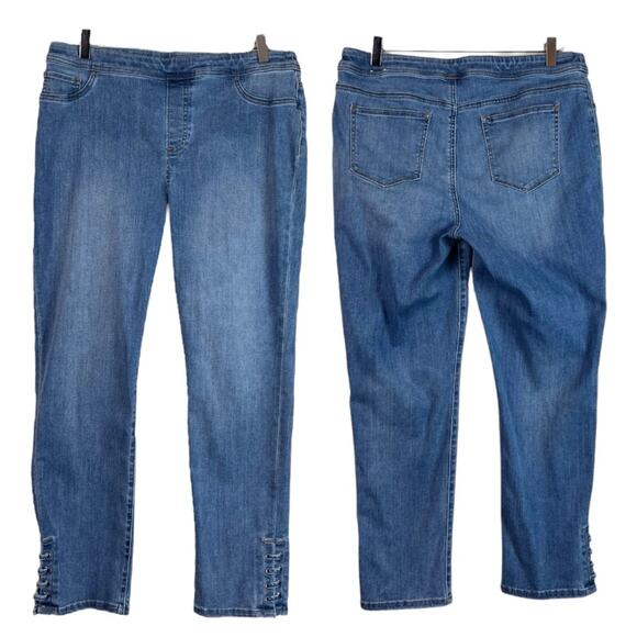 Chicos Slimming Lace Up Ankle Jeans Pull On Light Wash Girlfriend 1.5 Size 10 - Picture 8 of 8